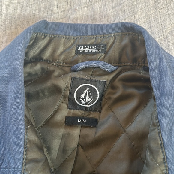 Men’s Volcom quilted lined shacket - Picture 3 of 5